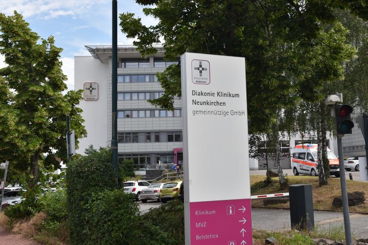Frontbereich des Diakonie Klinikum Neunkirchen gGmbH