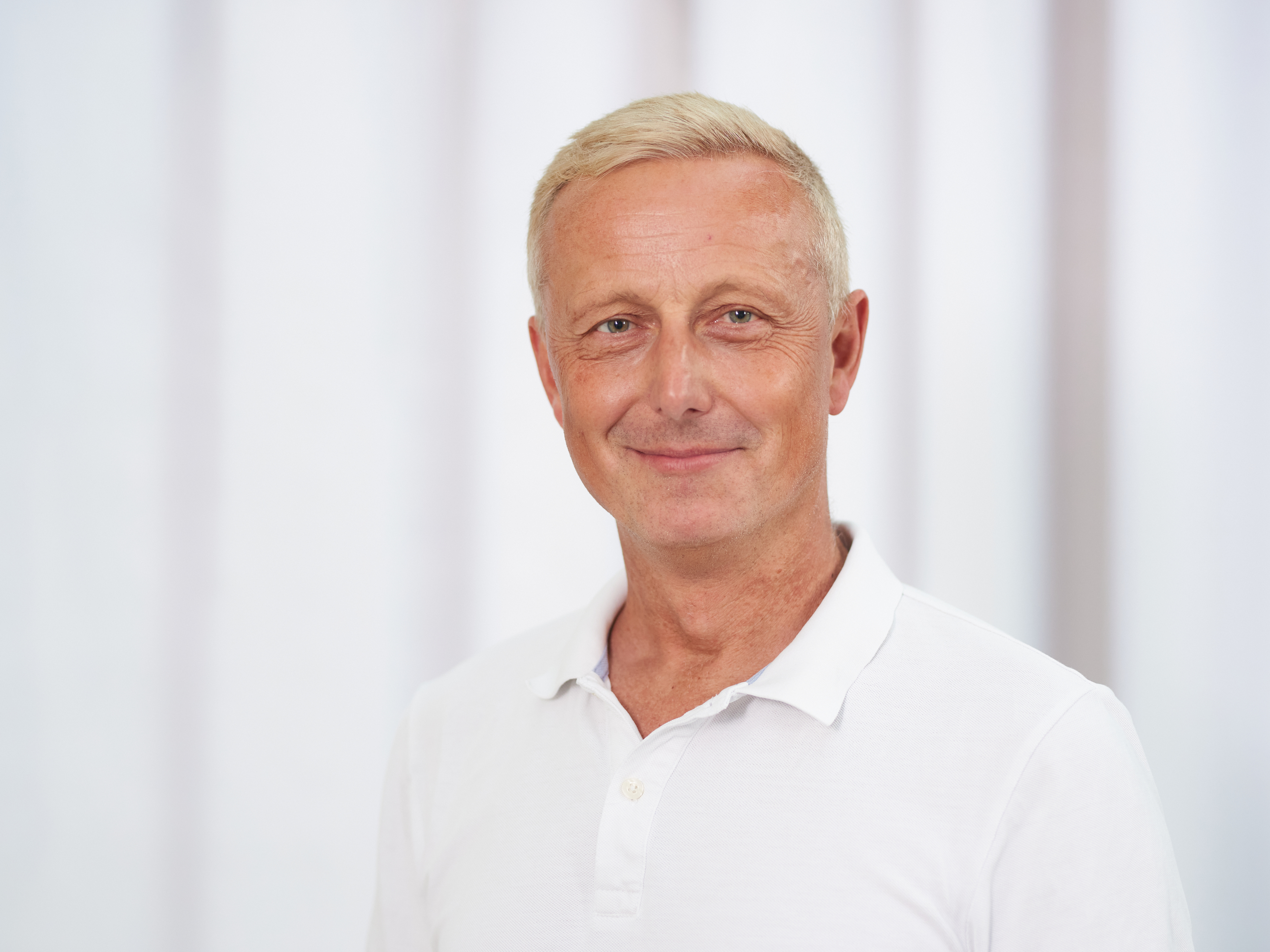 Dr. Michael Kumbartski