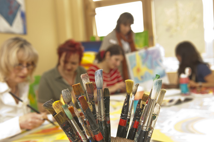 Kunsttherapie im Gruppensetting