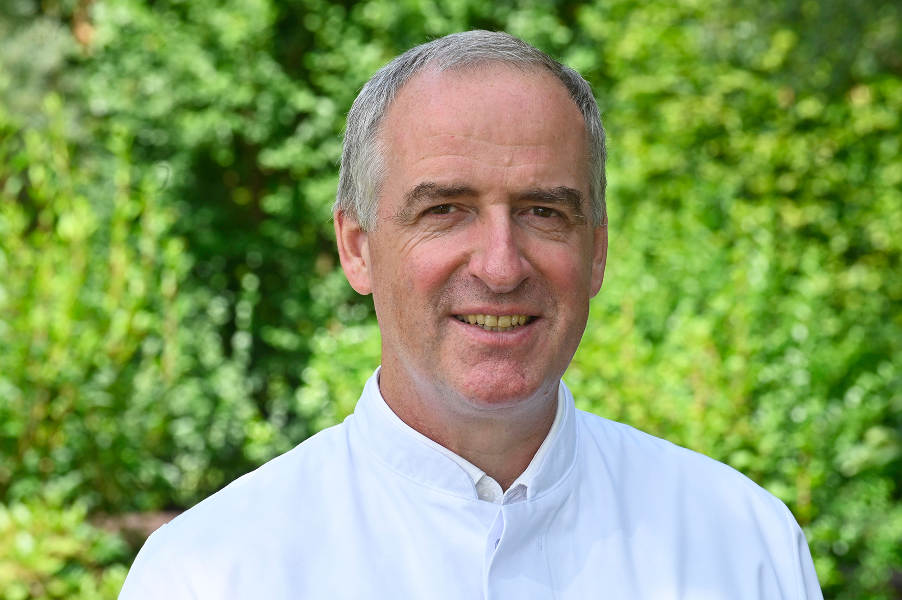 Dr. Wofgang Rimili ist der Chefarzt der Inneren Abteilung an der Hunsrück Klinik